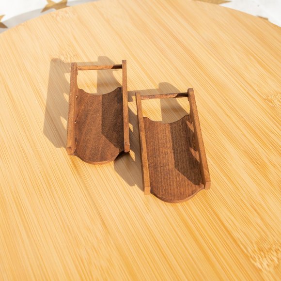 Set of two vintage sled ornaments - Picture 4 of 5